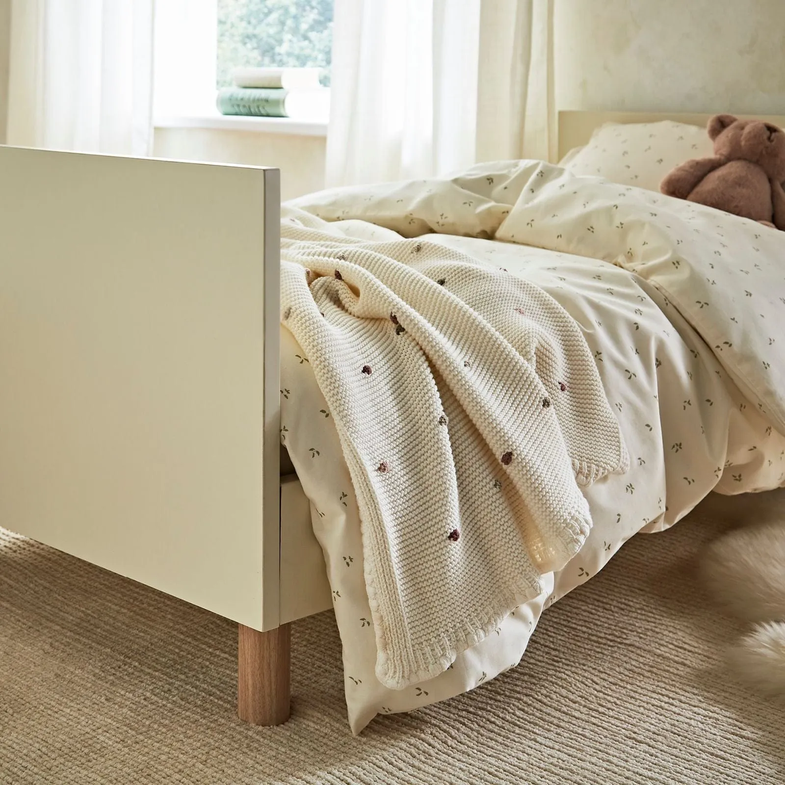 Cuddle Co Harper Cot Bed - Cream & Ash