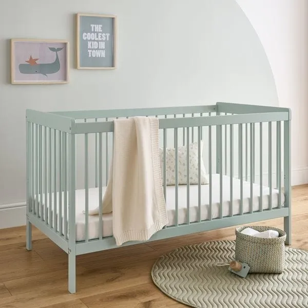 Cuddle Co Nola Cot Bed