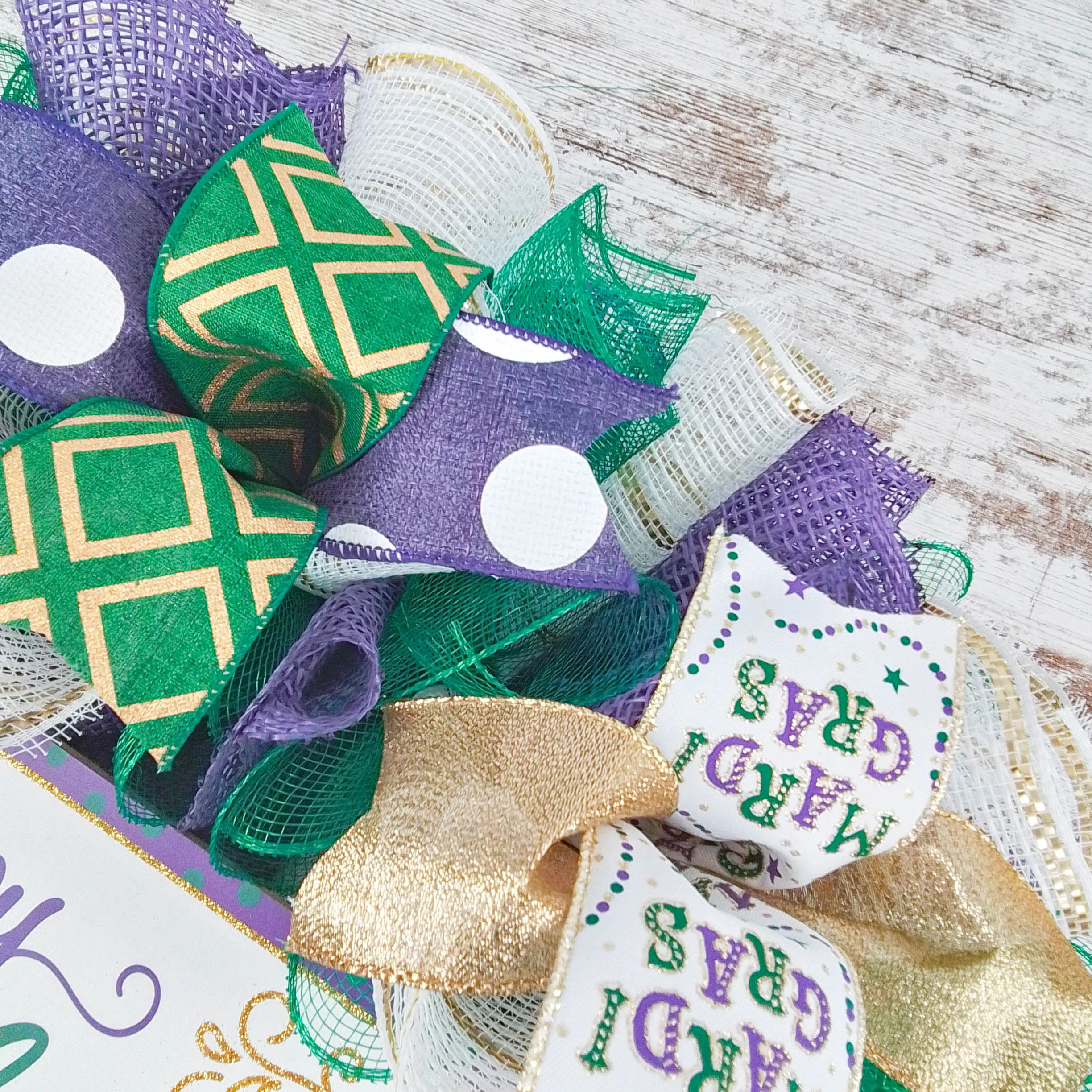 Happy Mardi Gras Wreath, Festive Louisiana Decor, Indoor/Outdoor Fat Tuesday Celebration