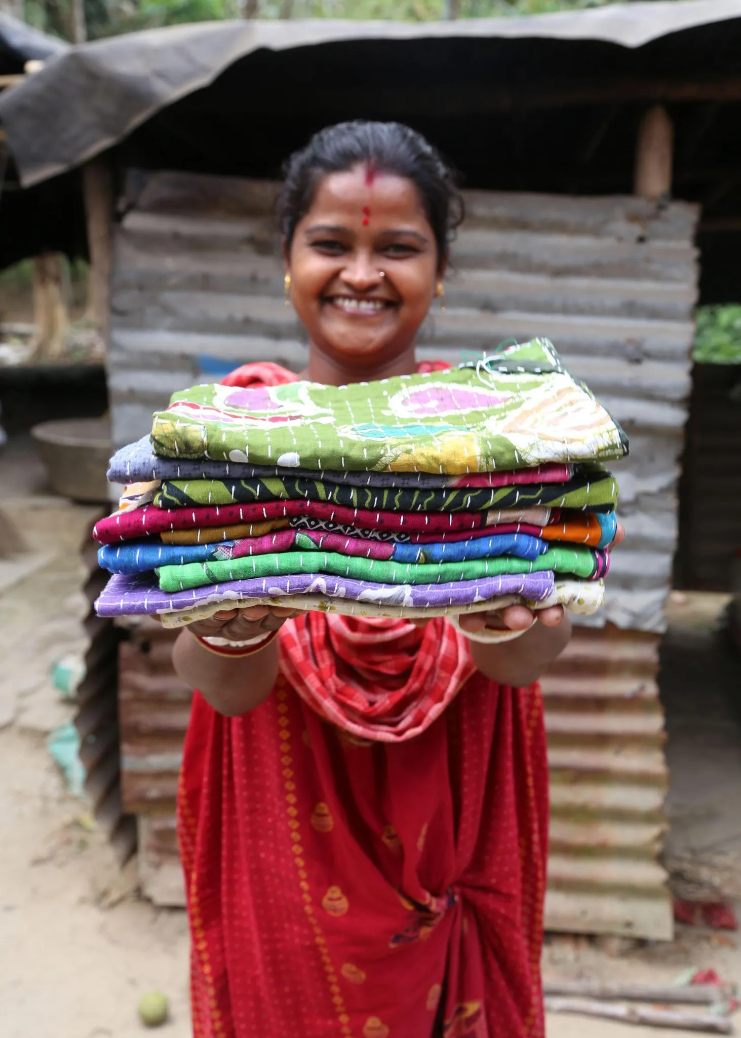 Kantha Triangle Bunting