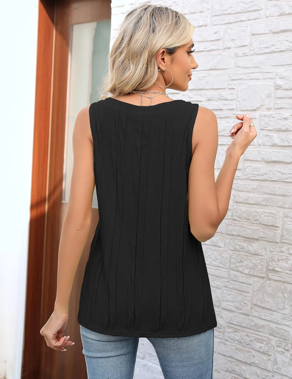 LUYAA Women's Summer V Neck Tank Tops Casual Textured Sleeveless Shirts Loose Basic Tanks