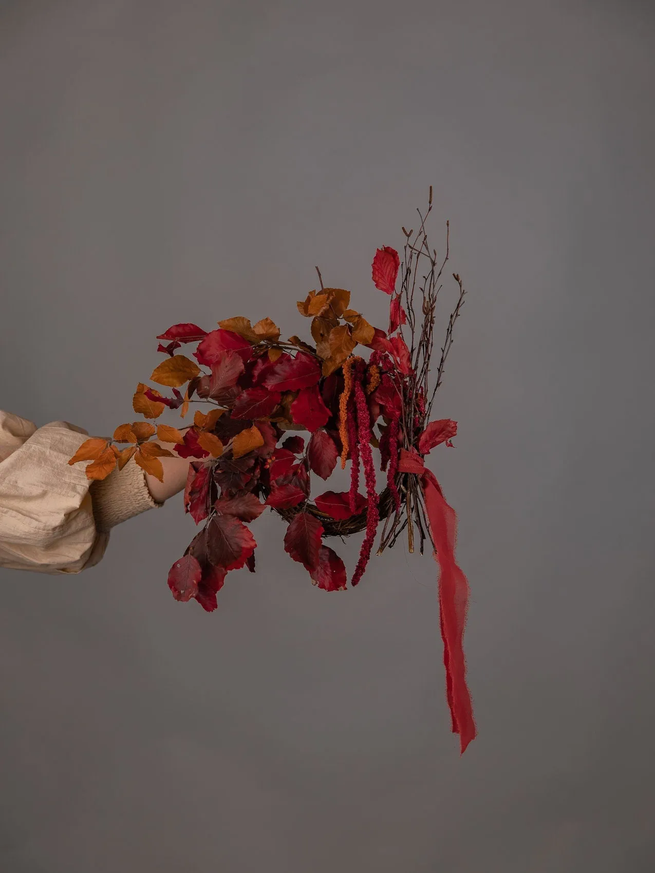 Modern Christmas Wreath No.20 / Autumn Leaves in Soft Winter Door Wreath Christmas Decoration / Christmas Wreath / Xmas Door Wreath