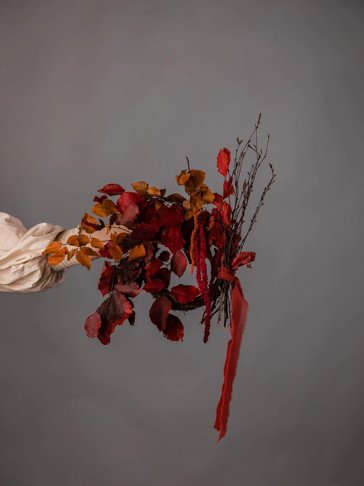 Modern Christmas Wreath No.20 / Autumn Leaves in Soft Winter Door Wreath Christmas Decoration / Christmas Wreath / Xmas Door Wreath