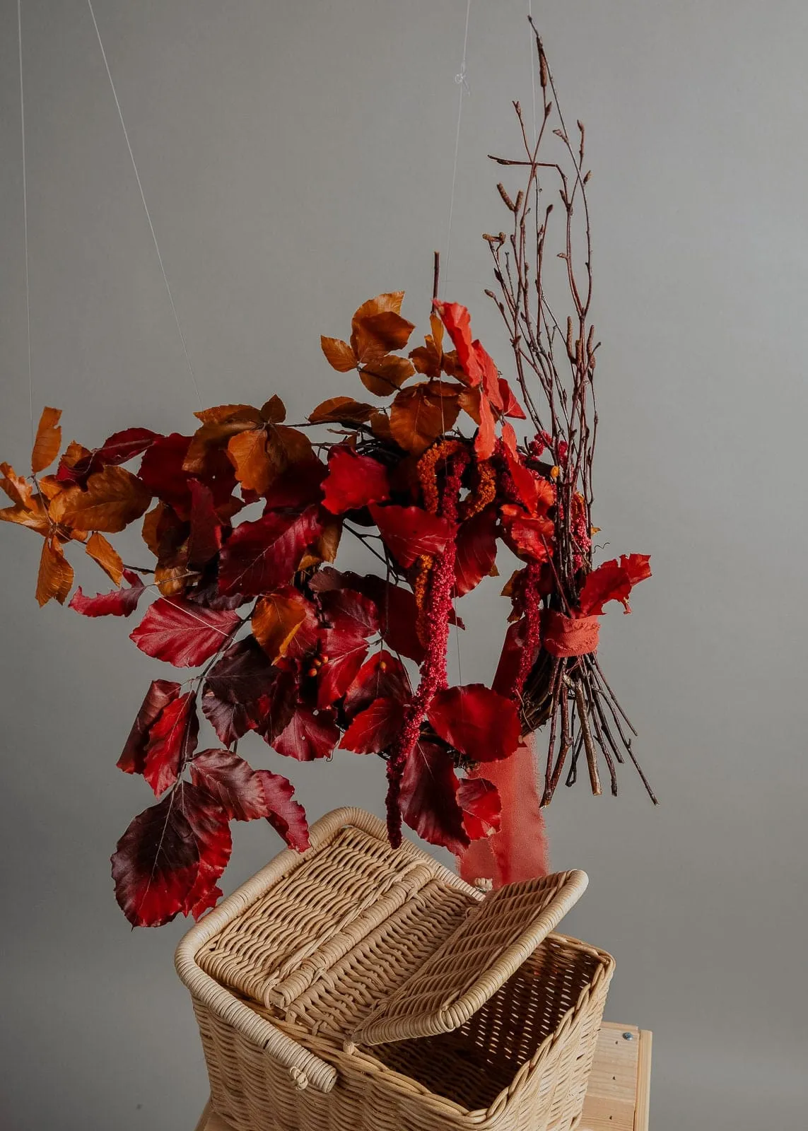 Modern Christmas Wreath No.20 / Autumn Leaves in Soft Winter Door Wreath Christmas Decoration / Christmas Wreath / Xmas Door Wreath