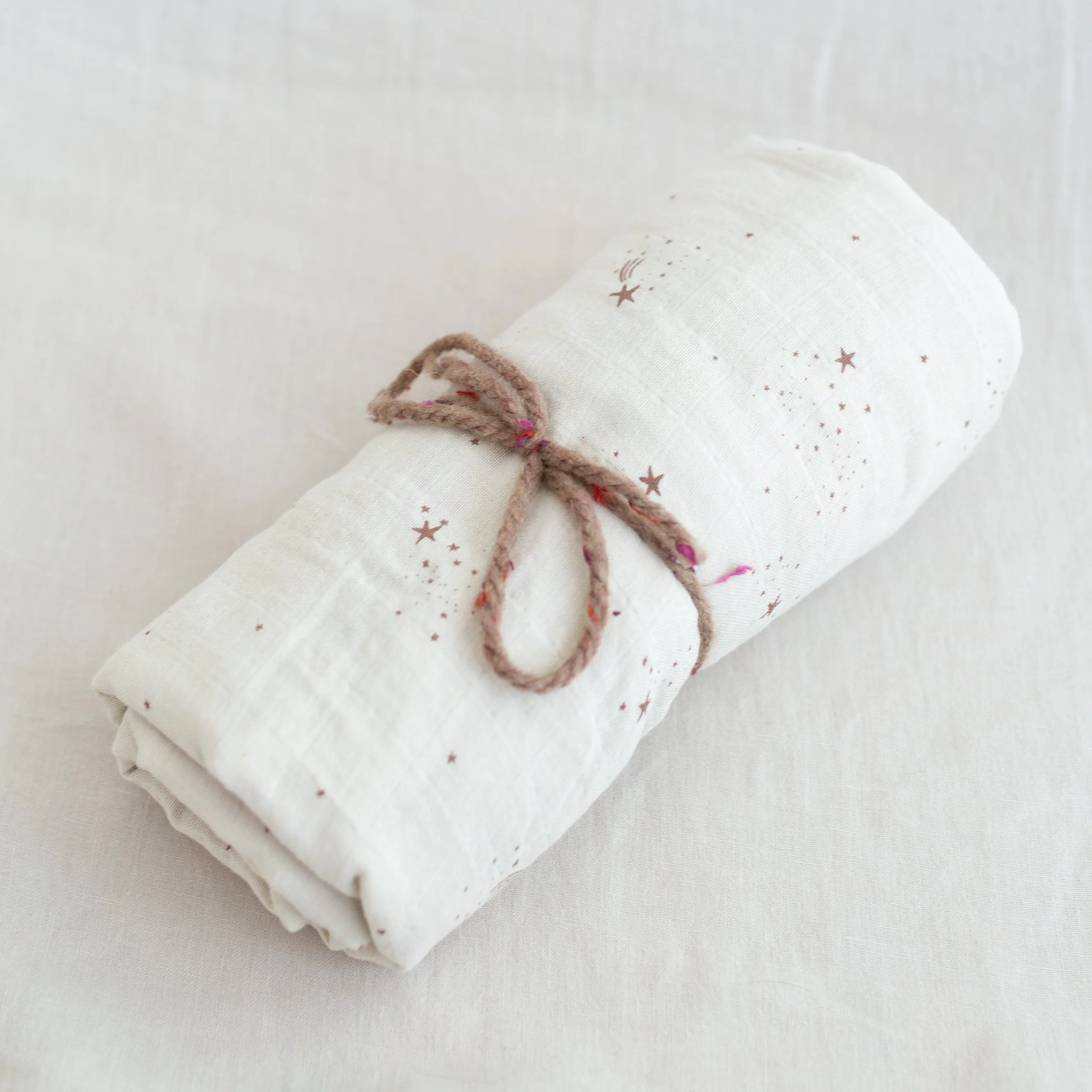Organic Cotton Swaddle - Falling Stars