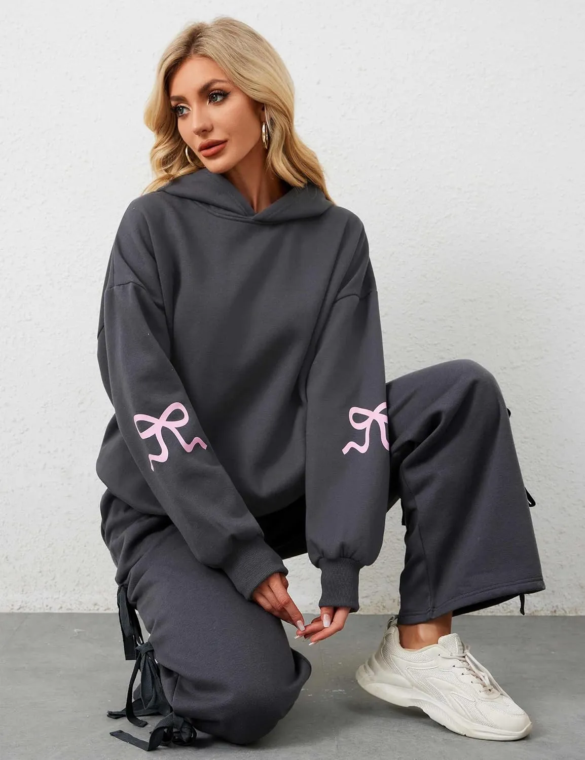 Women Pink Bow Hoodies Loose Fit Long Sleeve Graphic Preppy Hoodies Casual Y2k Cute Hoodies for Teen Girls Outfits