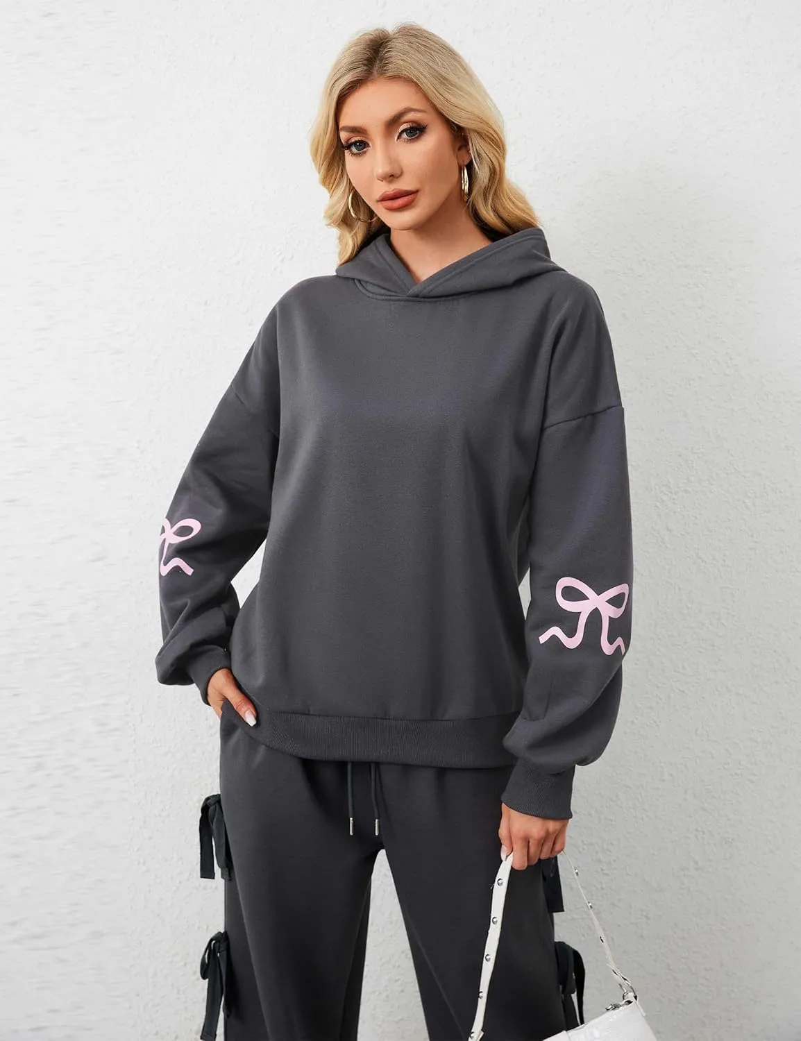 Women Pink Bow Hoodies Loose Fit Long Sleeve Graphic Preppy Hoodies Casual Y2k Cute Hoodies for Teen Girls Outfits