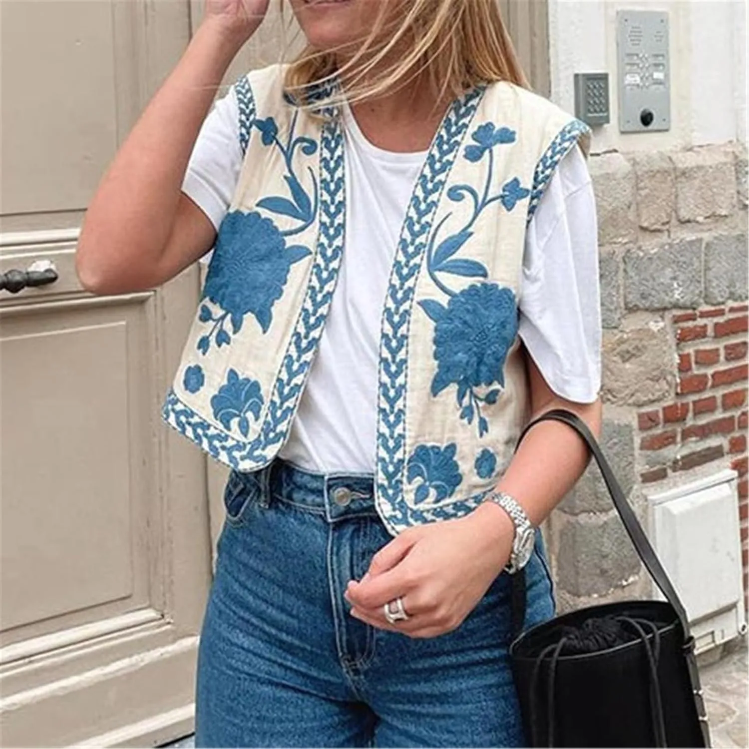 Women Vintage Floral Embroidered Vest Y2K Sleeveless Open Front Cardigan Boho Linen Cropped Waistcoat