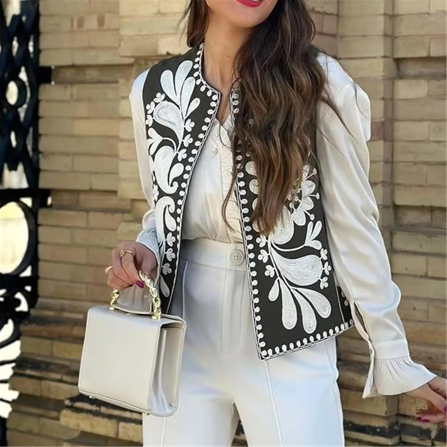 Women Vintage Floral Embroidered Vest Y2K Sleeveless Open Front Cardigan Boho Linen Cropped Waistcoat