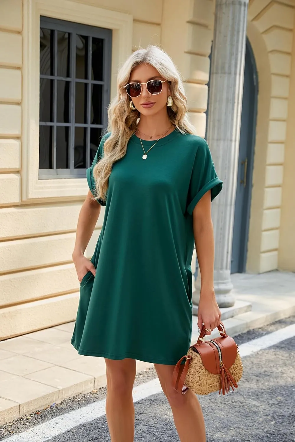Women's Summer Casual T Shirt Dresses 2025 Short Sleeve Crewneck Loose Fit Mini Dress Beach Vacation Clothes with Pockets